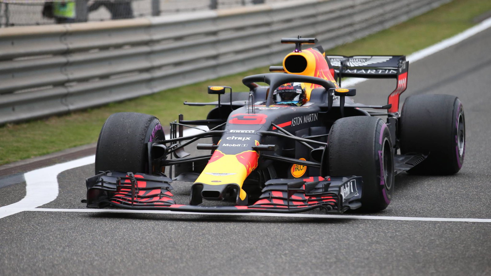 Daniel Ricciardo: Red Bull 'not looking too bad' over China F1 long runs