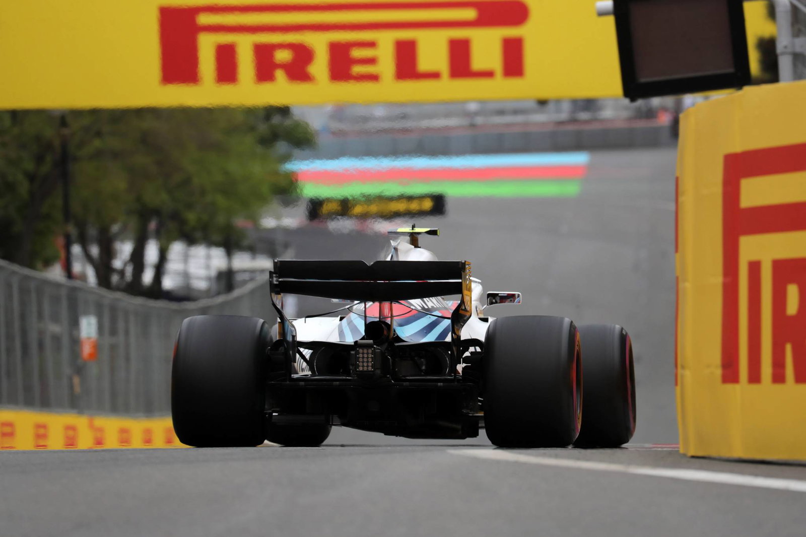 Renault looking to ‘consolidate’ Baku performance in Spain 