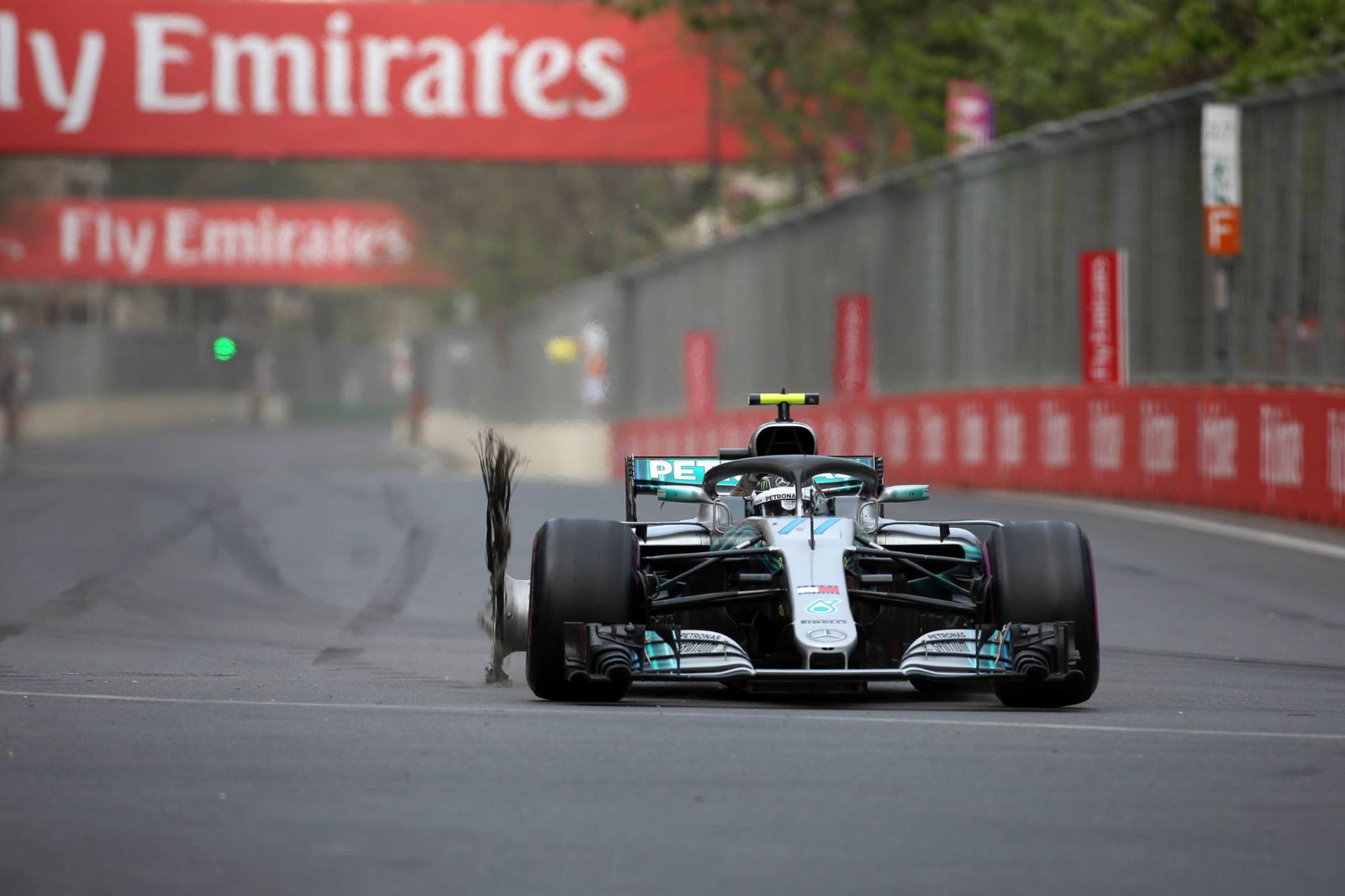Analisis Balapan F1: Bagaimana Hamilton meraih kemenangan tak ternilai di Baku