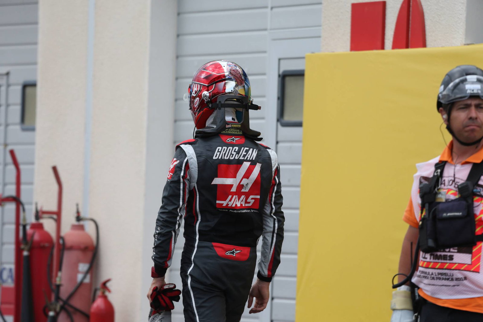 Kevin Magnussen yang Marah mengecam Kimi Raikkonen yang 'nekat' di kualifikasi GP Prancis