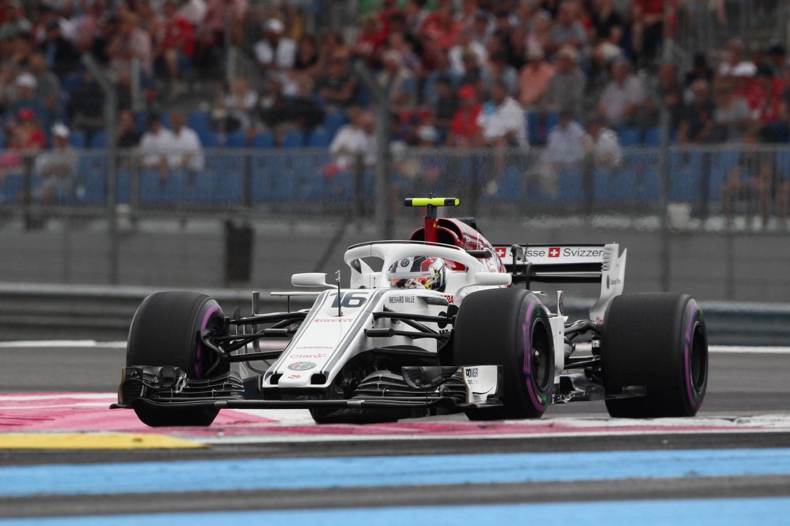 Sauber mengecilkan kepindahan Leclerc ke Ferrari pada pertengahan musim