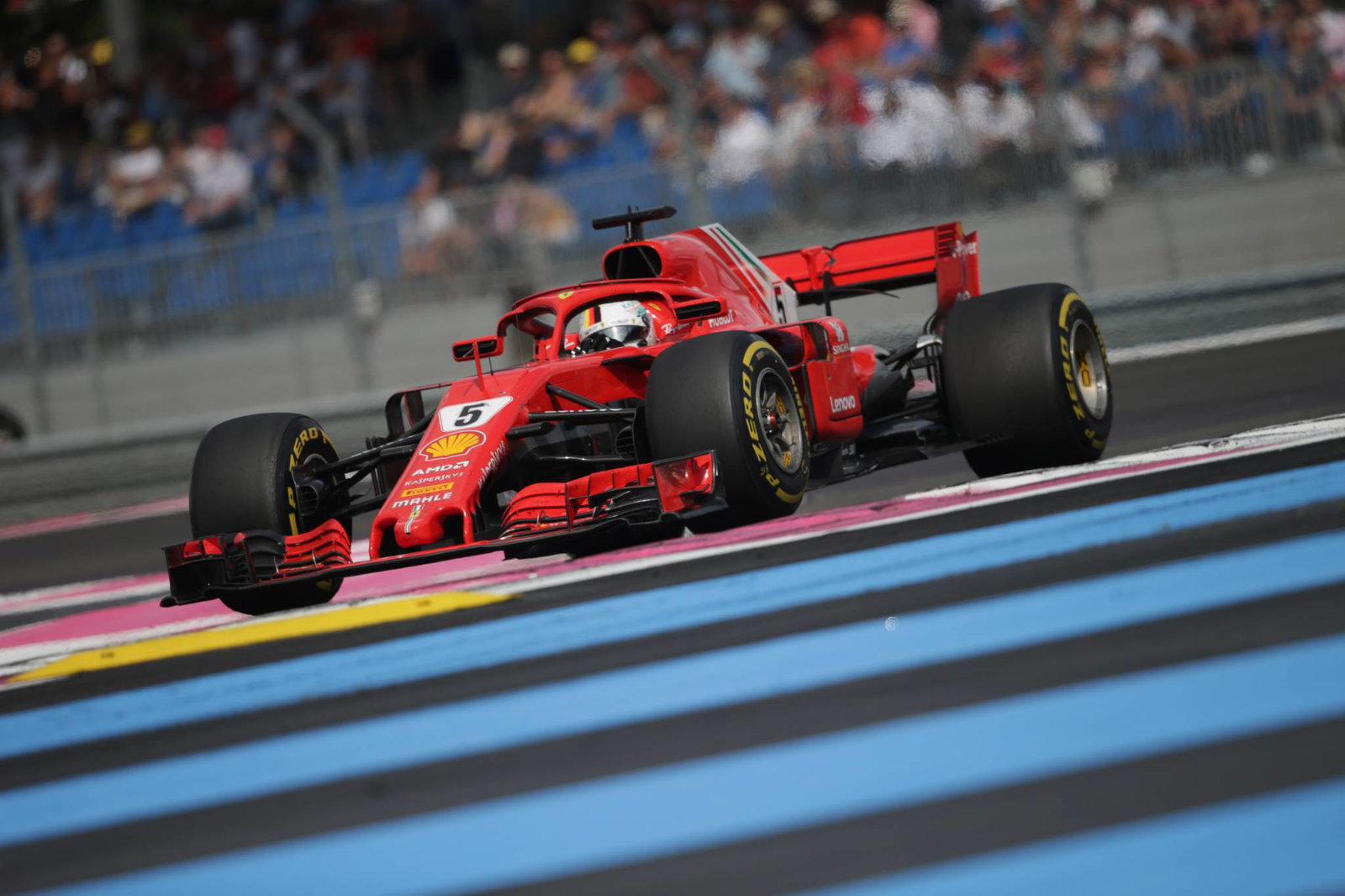 Lewis Hamilton defends F1 title rival Sebastian Vettel amid suggestion