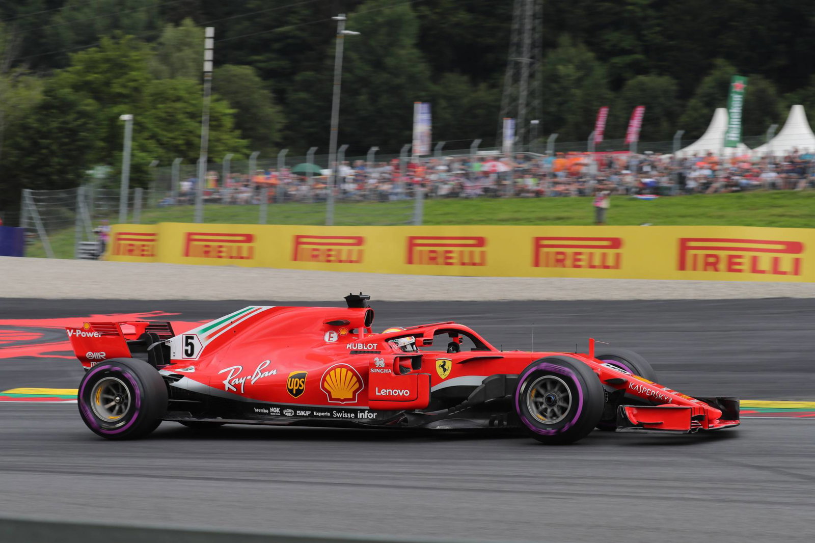 Ecclestone: Aturan teknis F1 yang 'konyol' menjadi terlalu penting