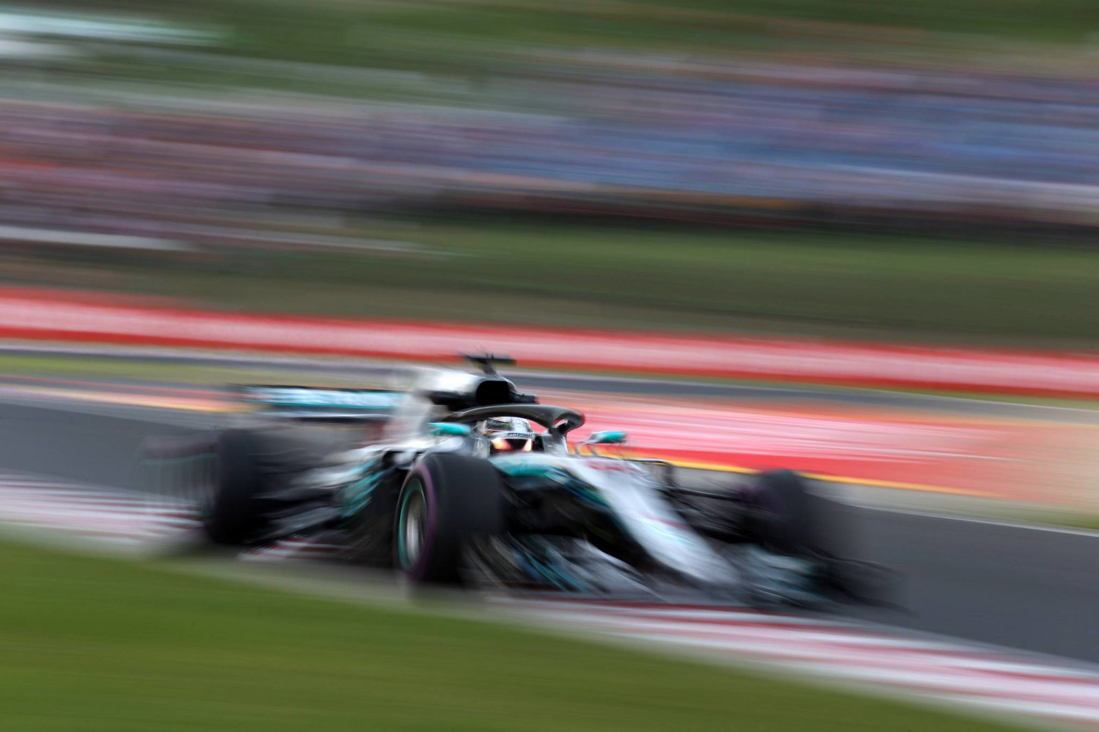 Lewis Hamilton storms to wet-weather pole in Hungarian GP qualifying