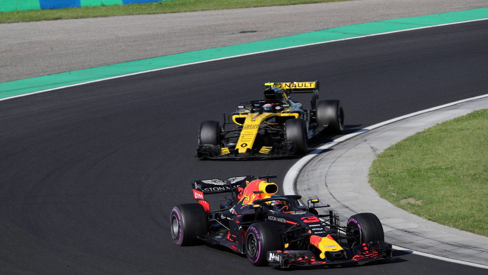 Renault: No early Ricciardo F1 test shows rivals are ‘afraid’