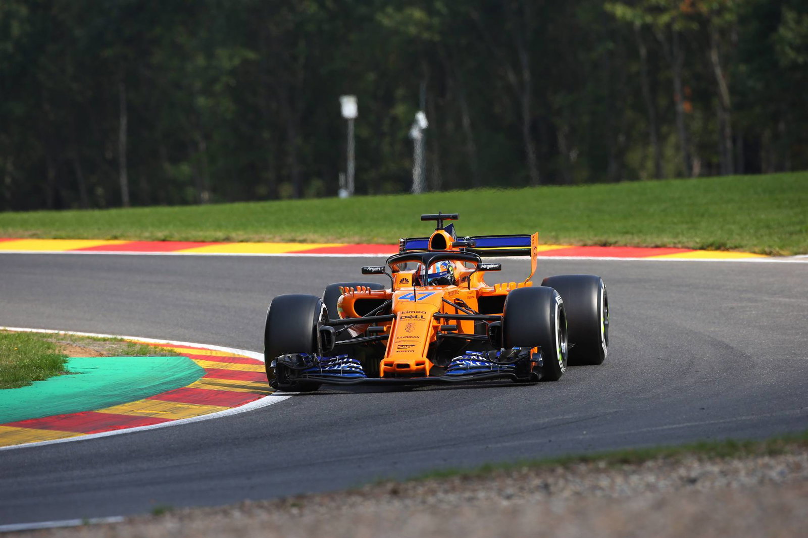 Vettel mengakui Ferrari 'goyah' karena kesalahan baterai menghambat Q3