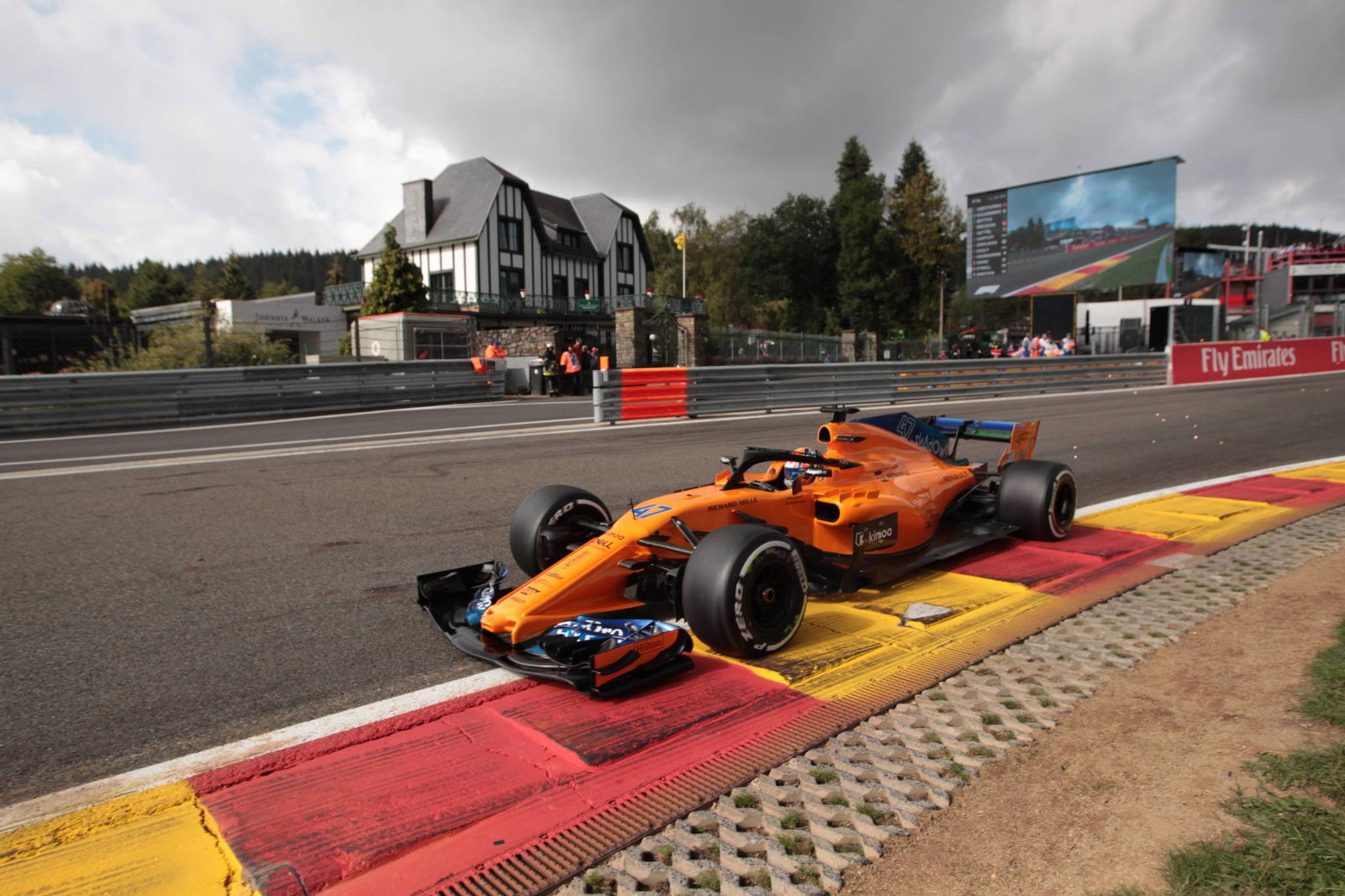 Renault never considered re-signing Fernando Alonso for 2019