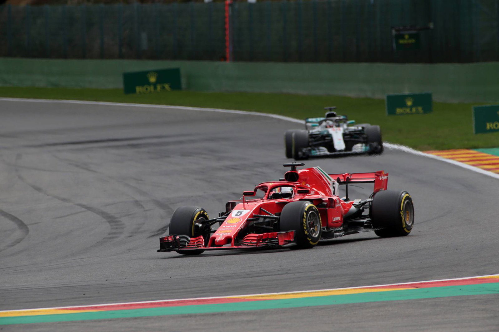 FIA 'terhibur' dengan komentar 'trik' Ferrari Hamilton