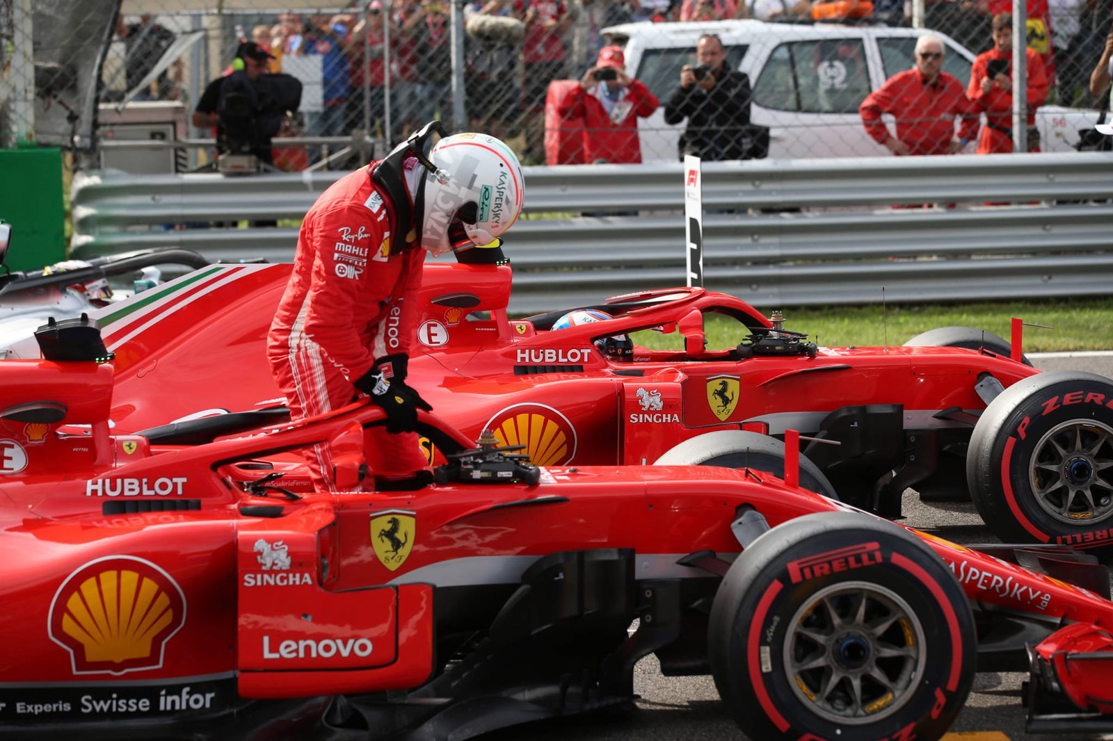 Hamilton digetarkan dengan pertarungan tiga arah yang 'intens' untuk merebut pole GP Italia