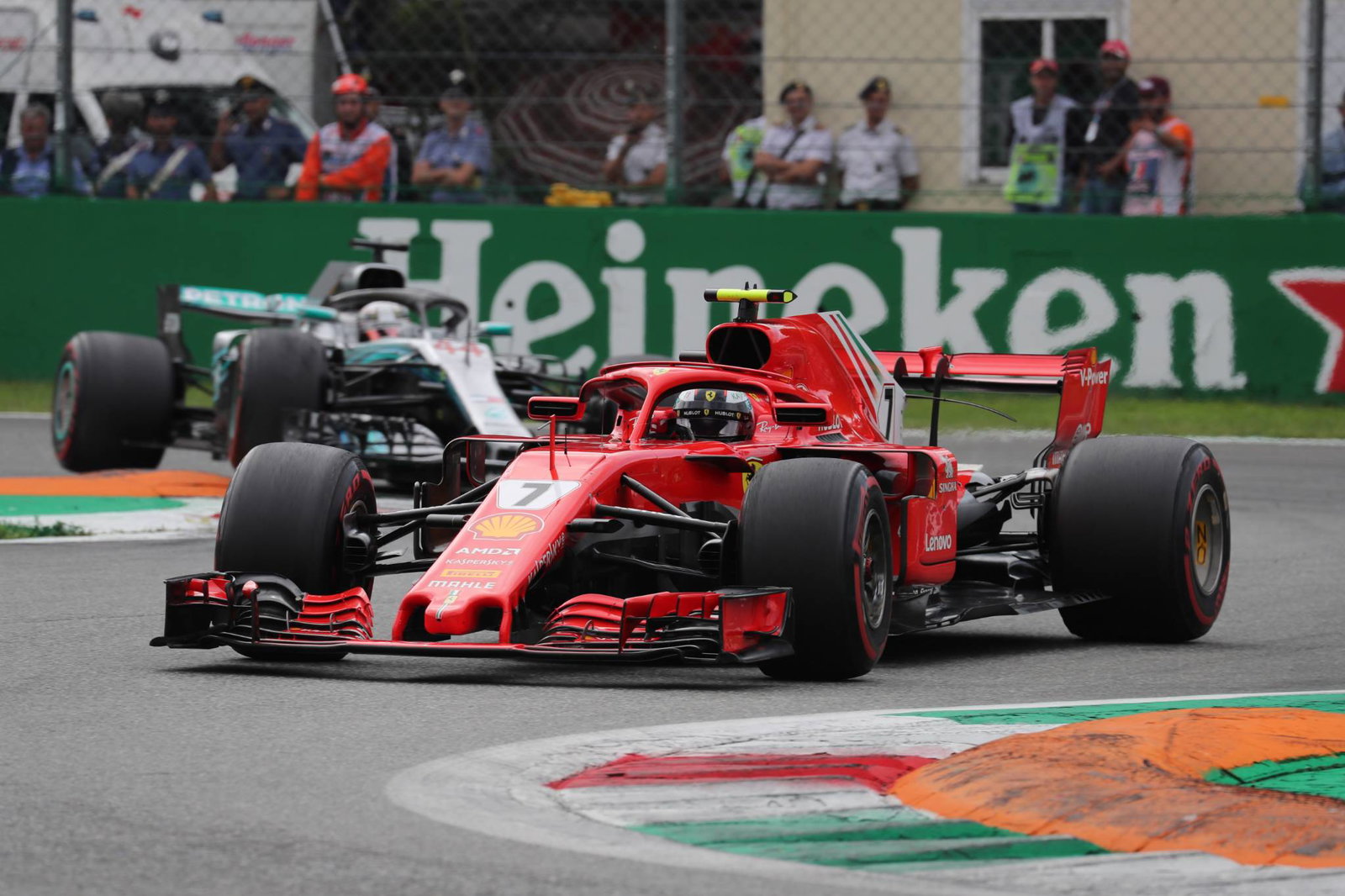 Mercedes ‘to push back’ team orders until necessary
