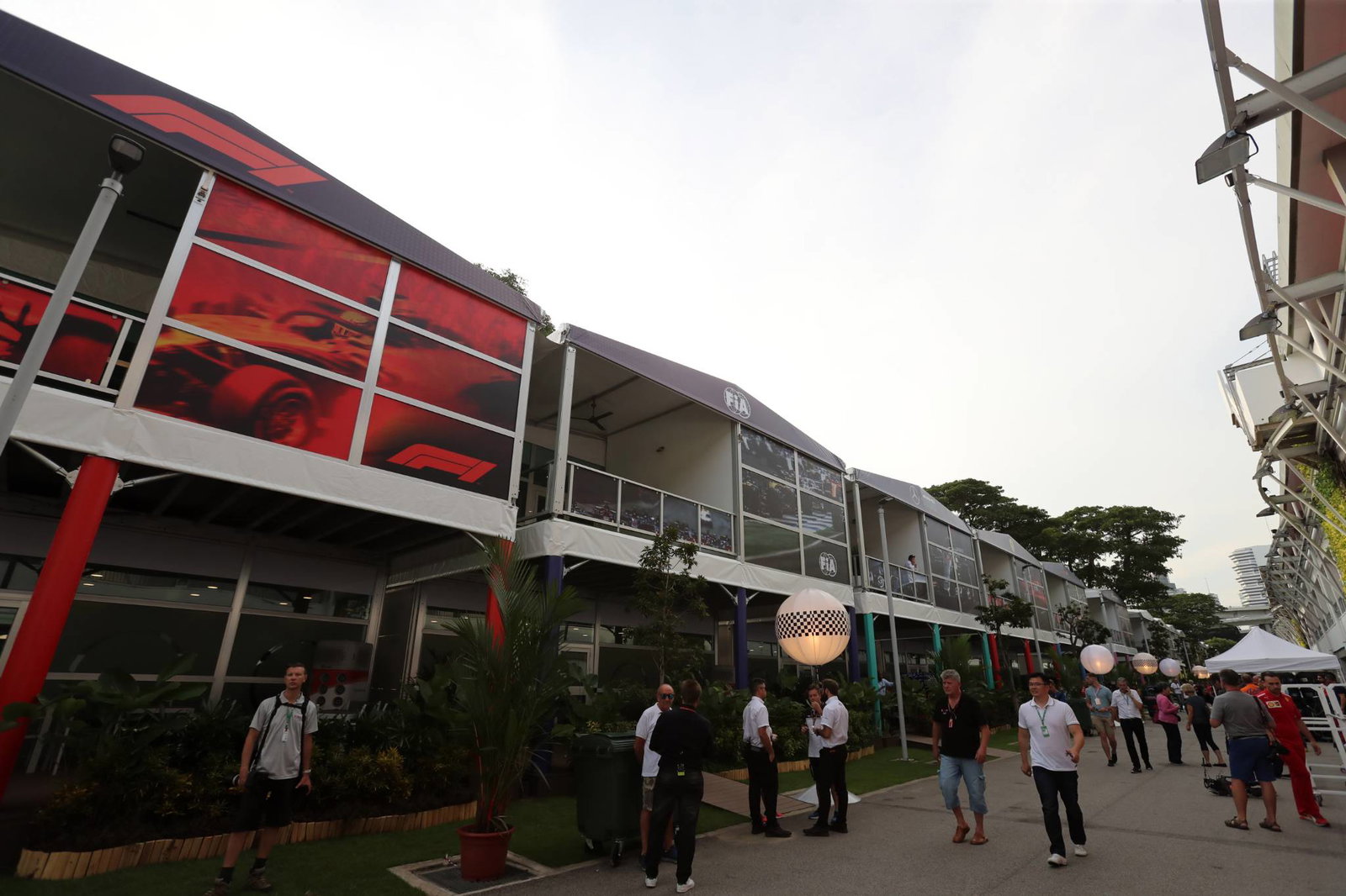 Hamilton: Saya akan tetap berada di F1 pada 2021 jika mobil terlihat seperti ini