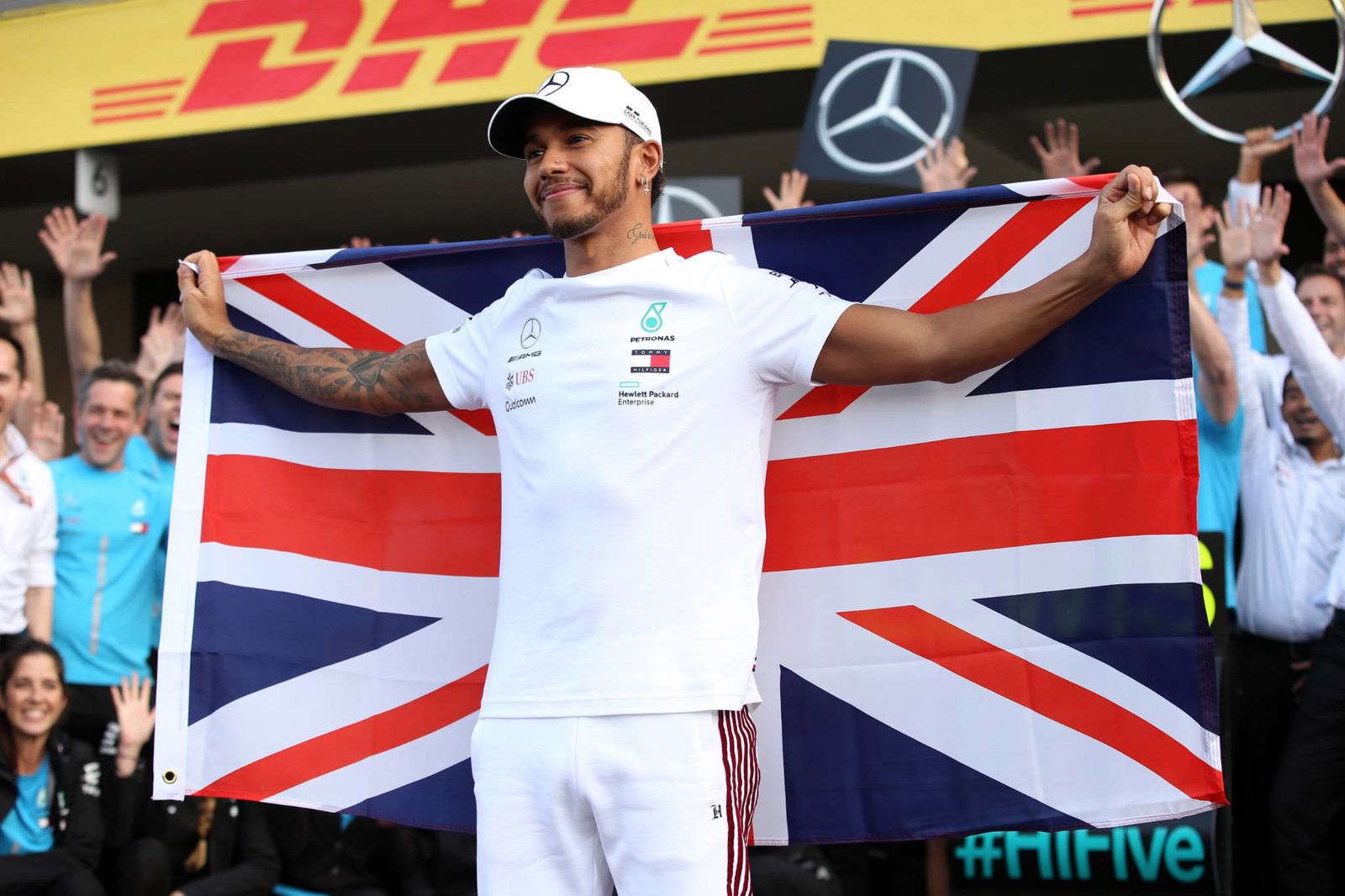 Lewis Hamilton reveals grandfather died days before F1 title win