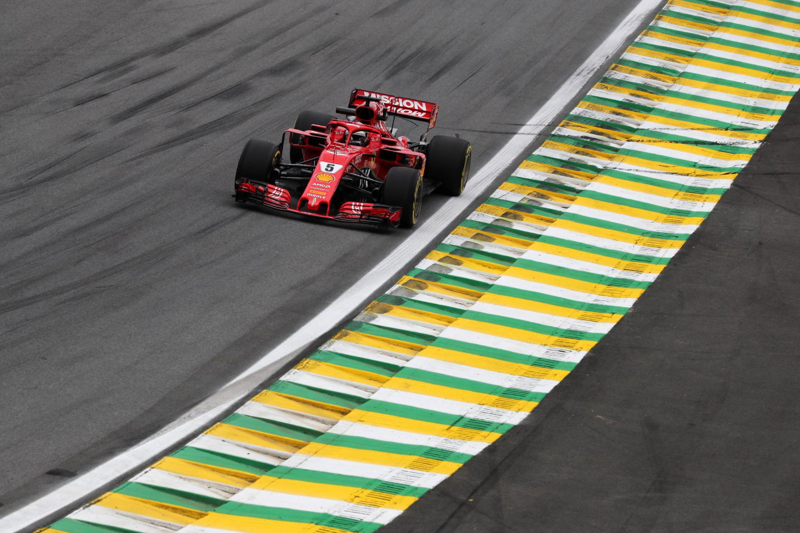 Duo Red Bull mengesampingkan tantangan untuk merebut pole GP Brasil