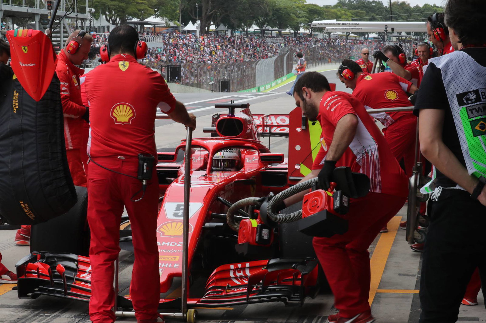 Analisis Kualifikasi F1: Apakah Vettel beruntung menghindari pengecualian di Brasil?