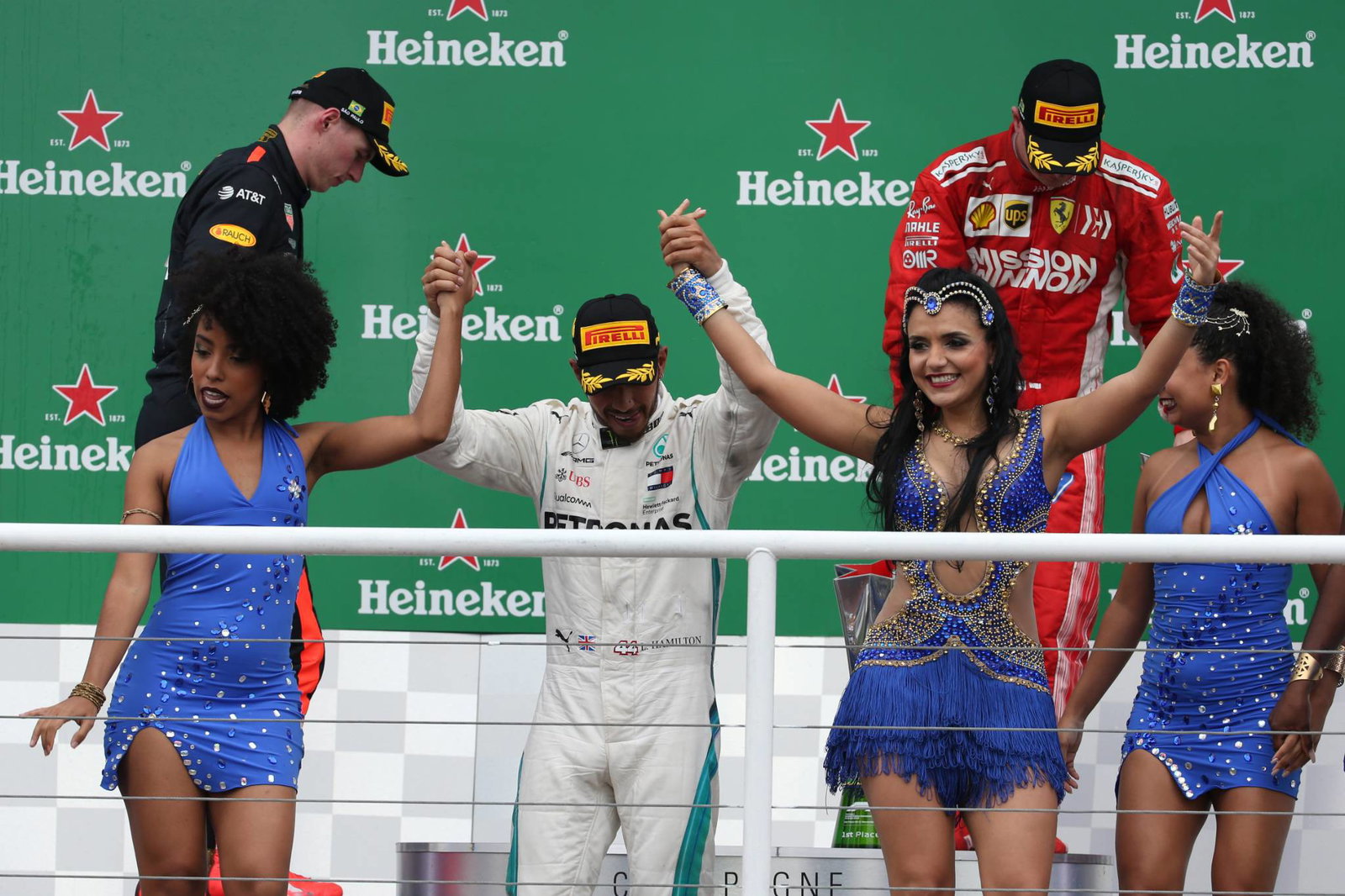 F1 GP Brasil: Ocon membela Verstappen tanpa celah