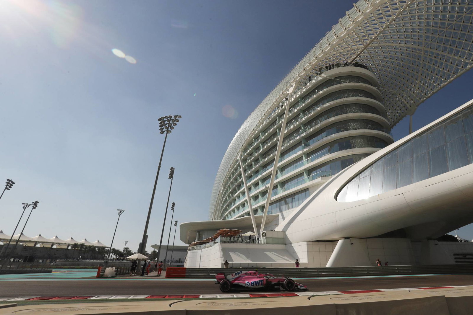 Kimi Raikkonen akan menguji Sauber F1 di Abu Dhabi pekan depan