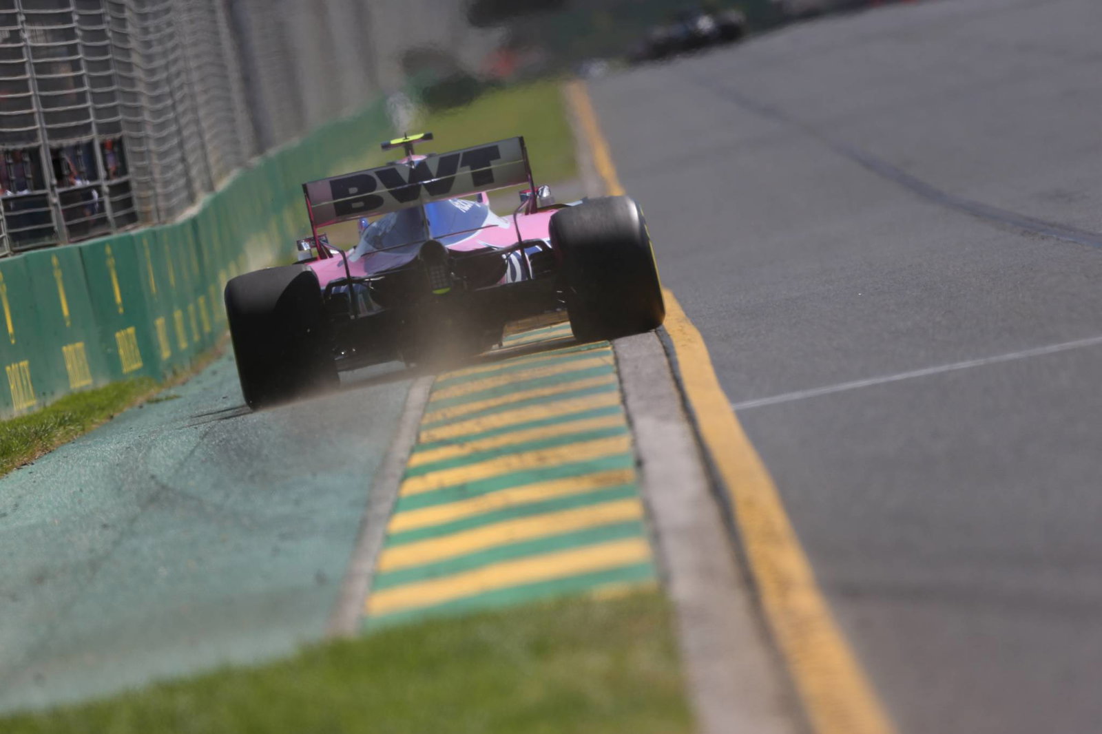 Lewis Hamilton, Mercedes unggul dalam latihan GP Australia kedua