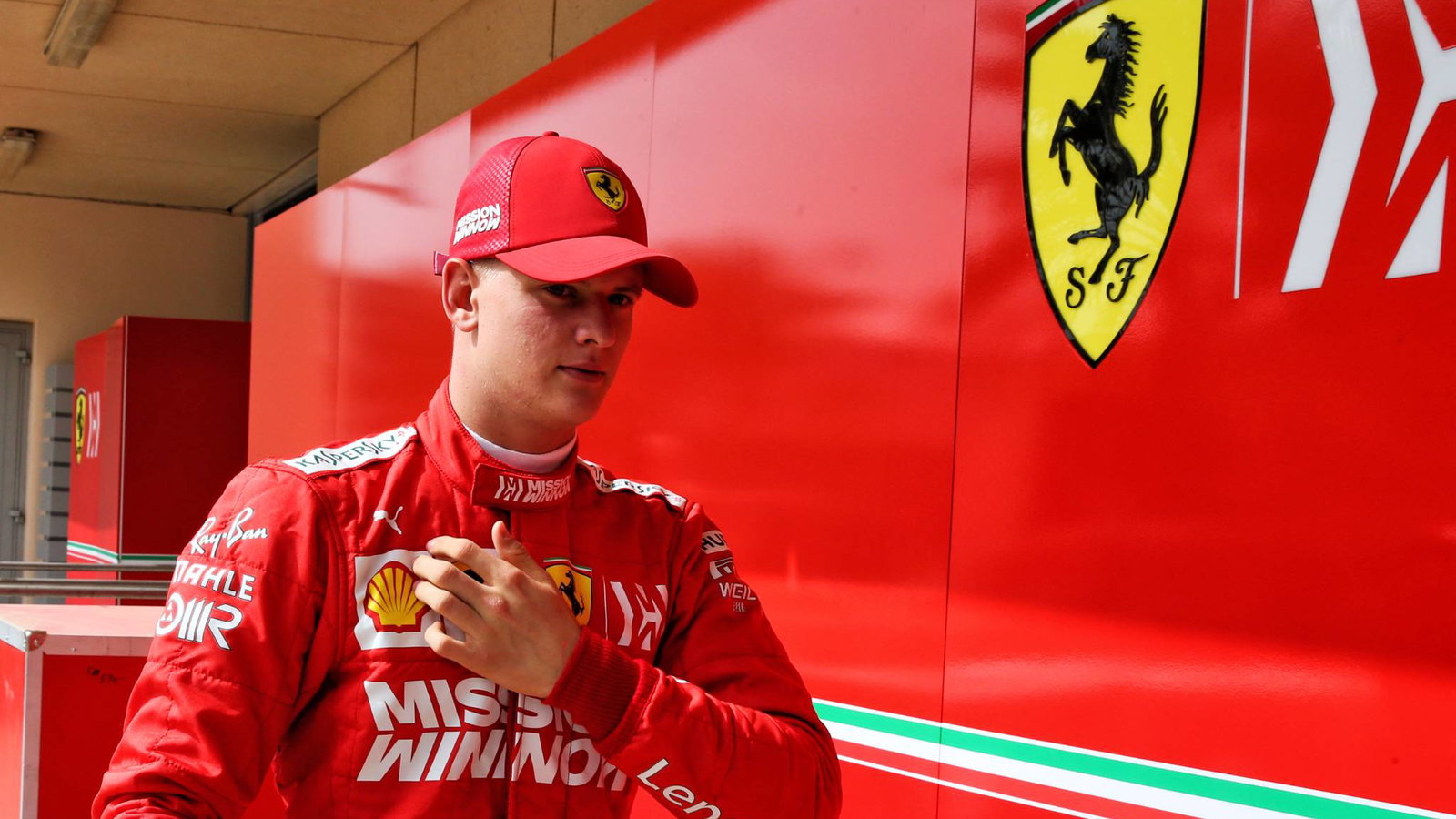 Carlos Sainz Jr. feels for Mick Schumacher amid media attention