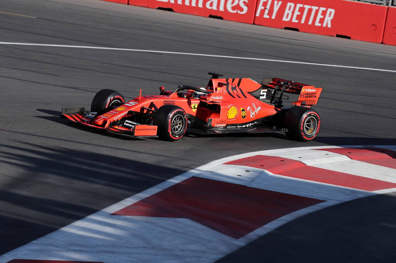 Verstappen expected Ferrari “to be miles ahead” in Baku qualifying
