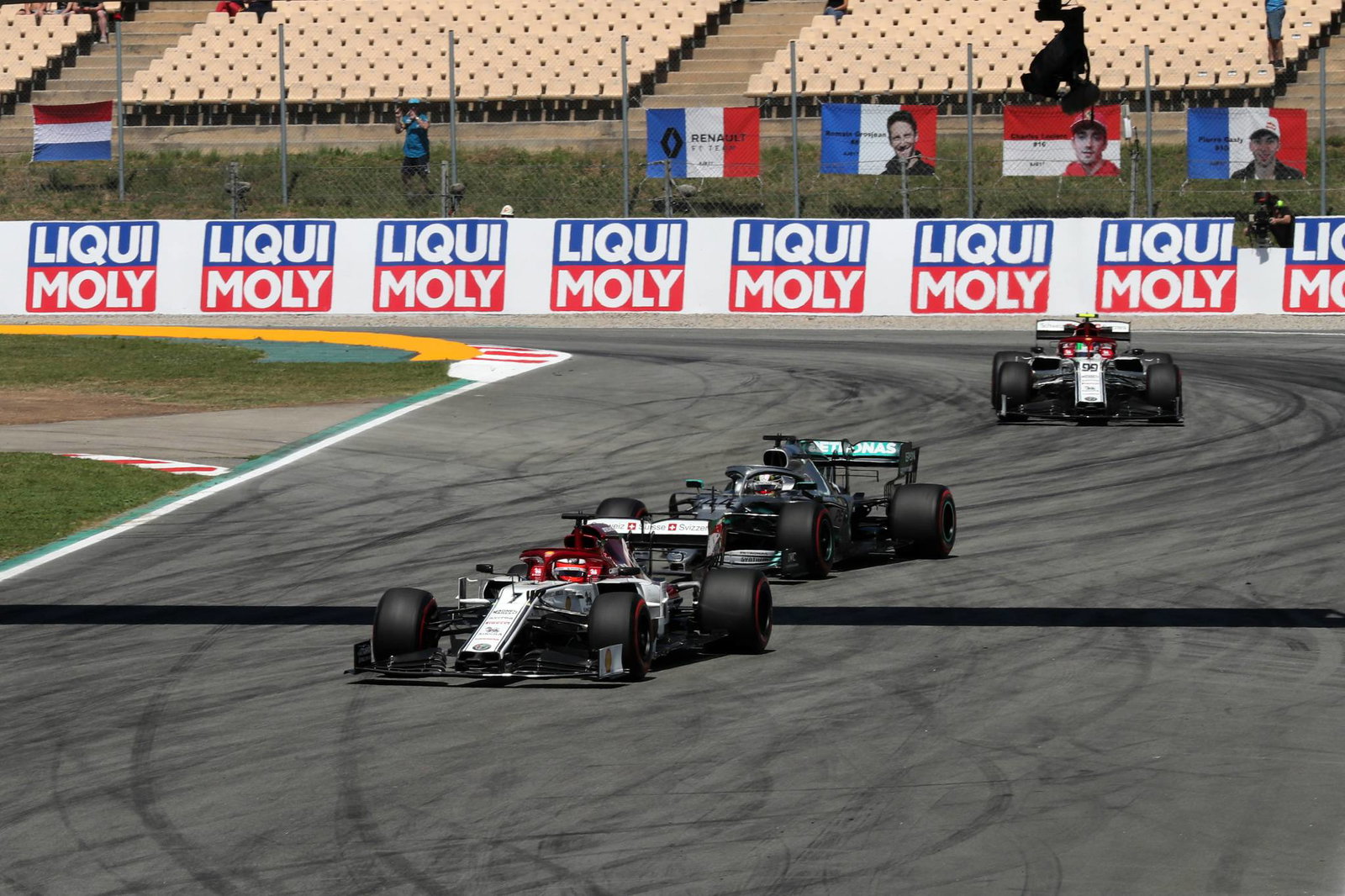 Valtteri Bottas tops Spain FP1 despite oil leak as Stroll crashes out