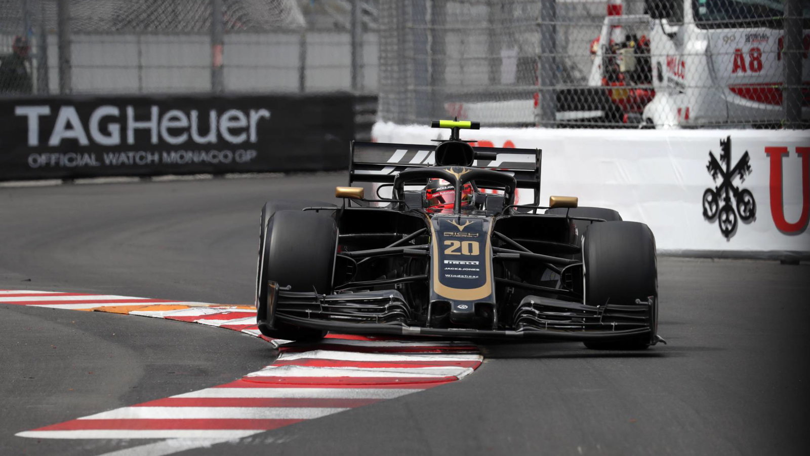 Haas 'sedikit kreatif' meminta bendera hitam FIA di FP1