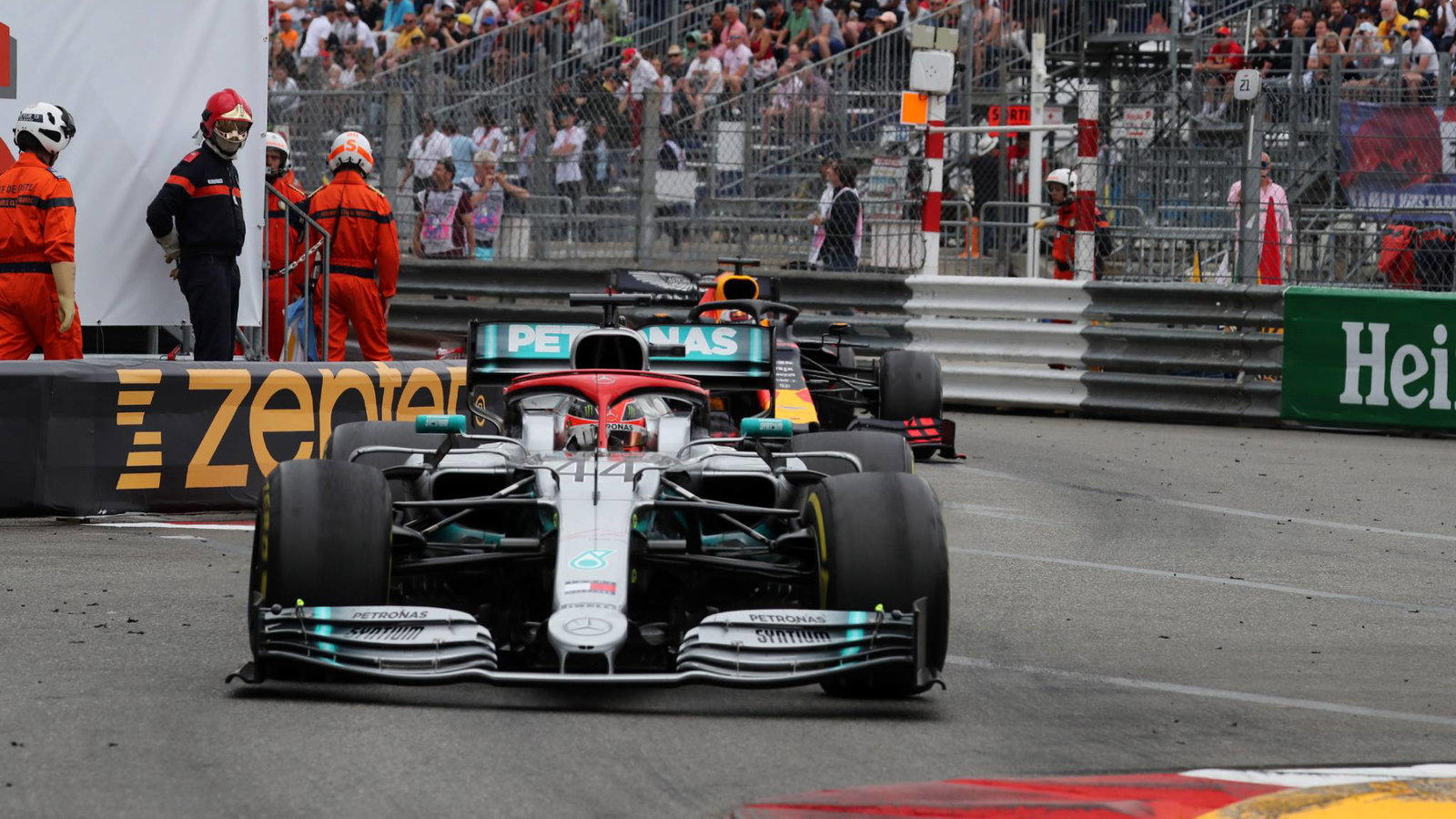 Mercedes opted against hard tyres over warm-up fears