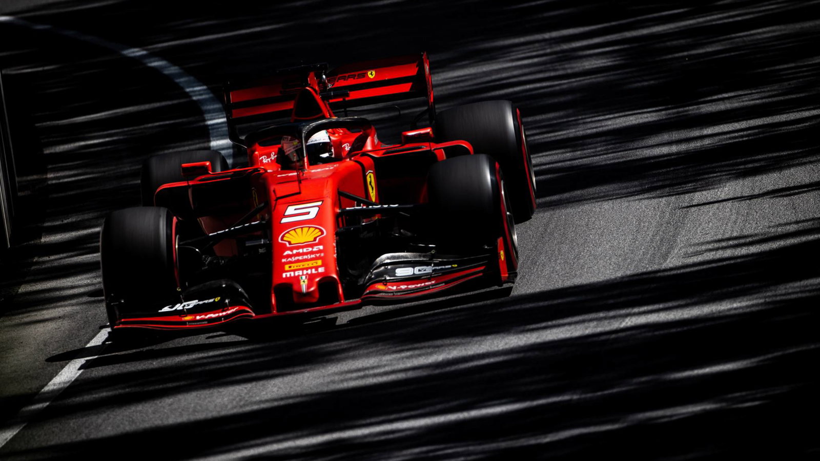 Sebastian Vettel beats Hamilton to Canada pole, ending 17-race drought