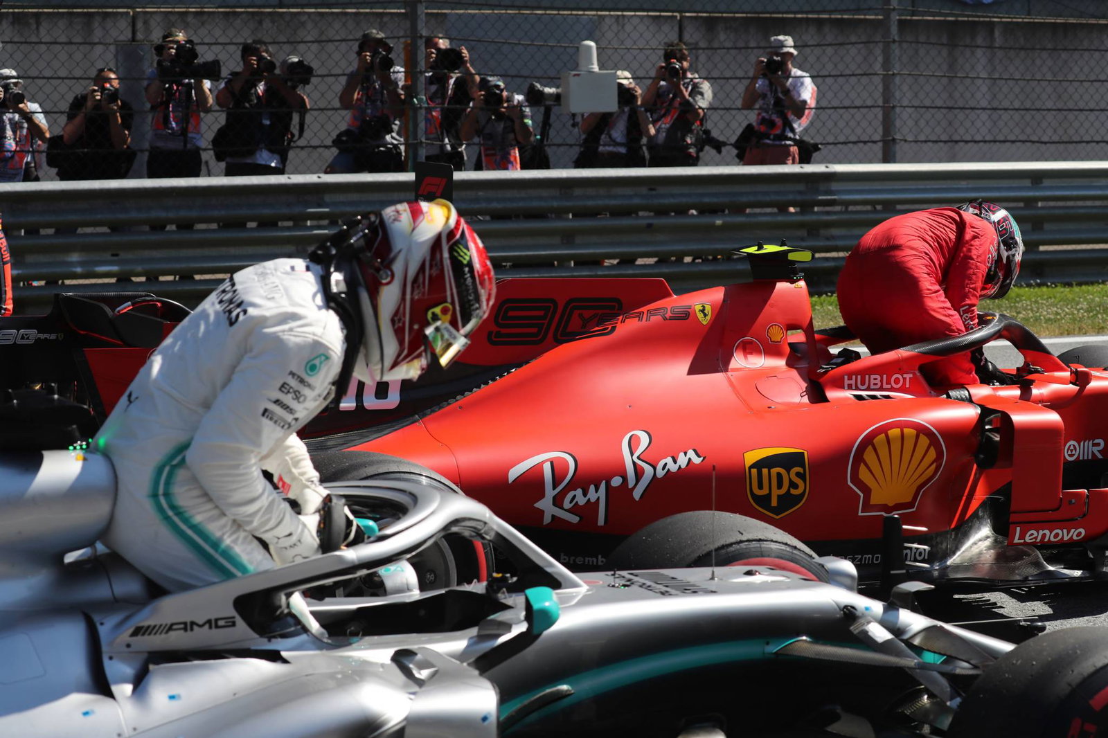 Russell lands three-place grid drop for impeding Kvyat
