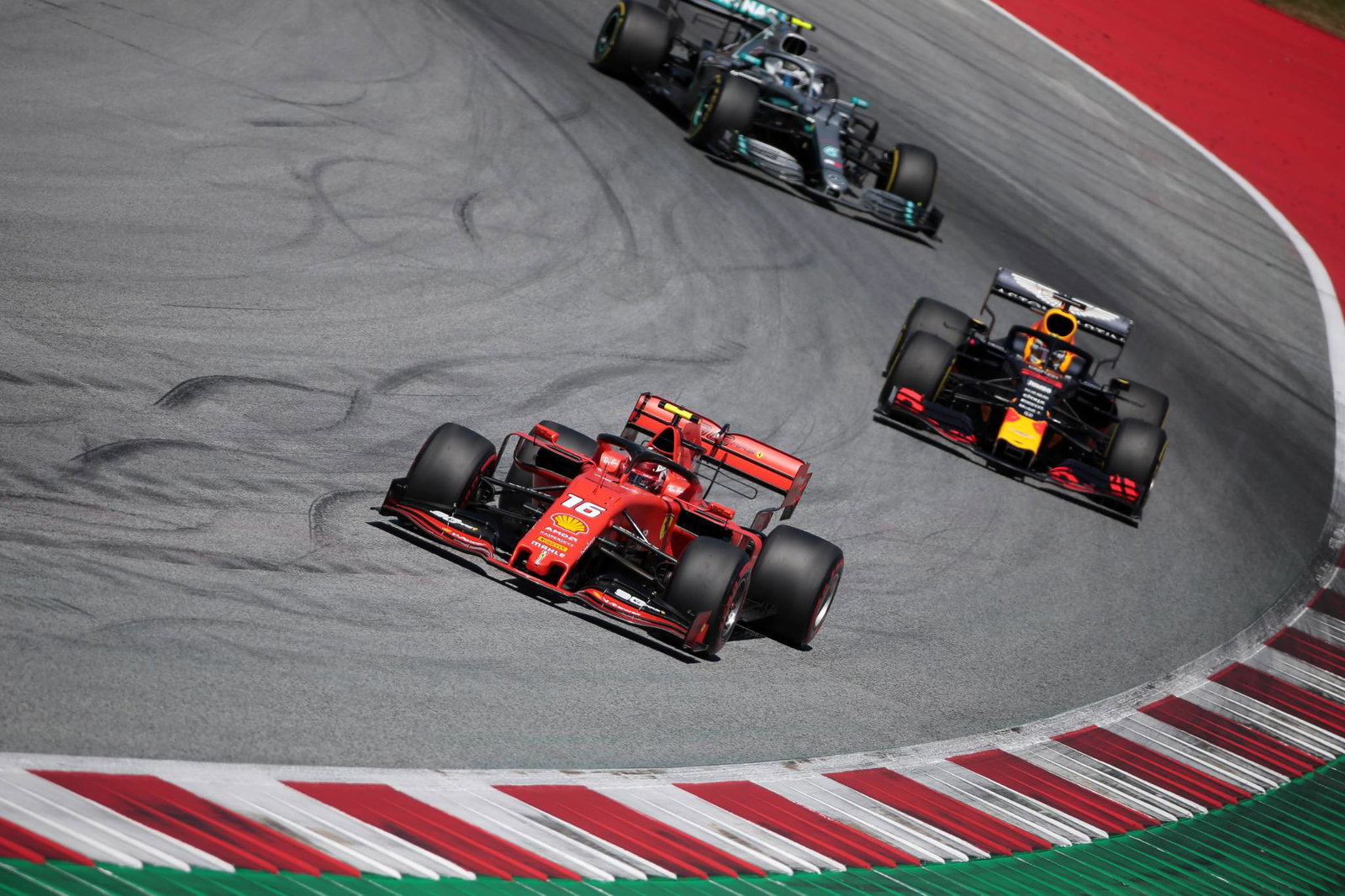 Verstappen: F1 drivers should stay at home if Leclerc move a penalty