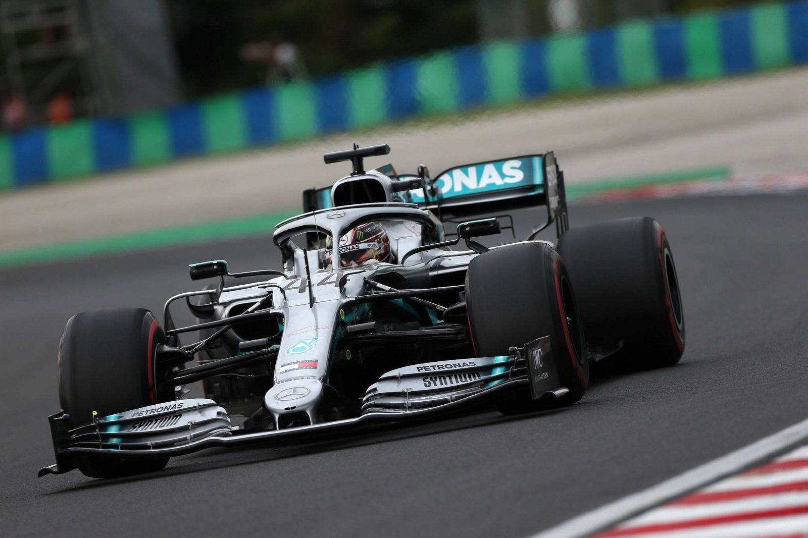 “Cautious” Hamilton wanted to retire from German GP to save engine