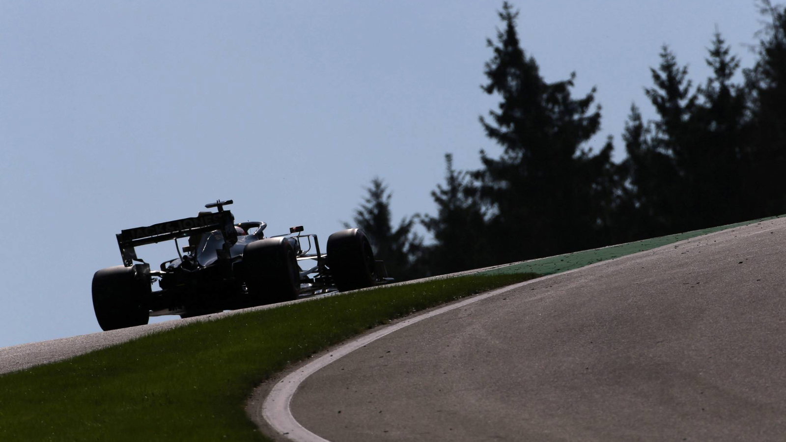 Klasemen poin Kejuaraan Dunia F1 diperbarui