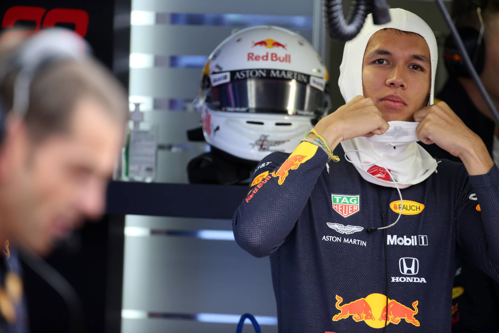 Mercedes mengonfirmasi rencana untuk menghentikan Ocon menjelang kepindahan Renault