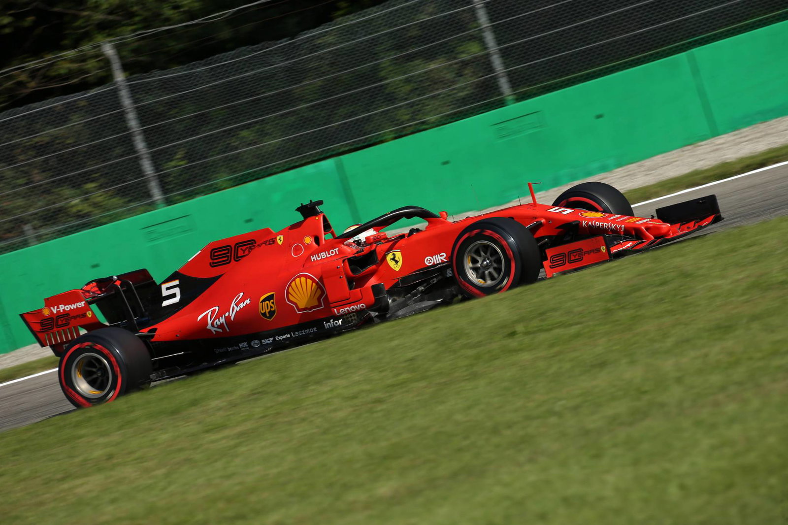 Klasemen poin Kejuaraan Dunia F1 diperbarui