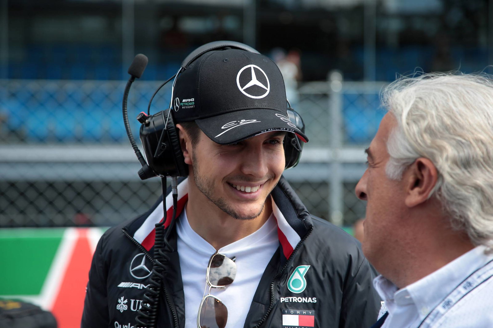 Alexander Albon menghindari tekanan, ekspektasi dengan target Red Bull