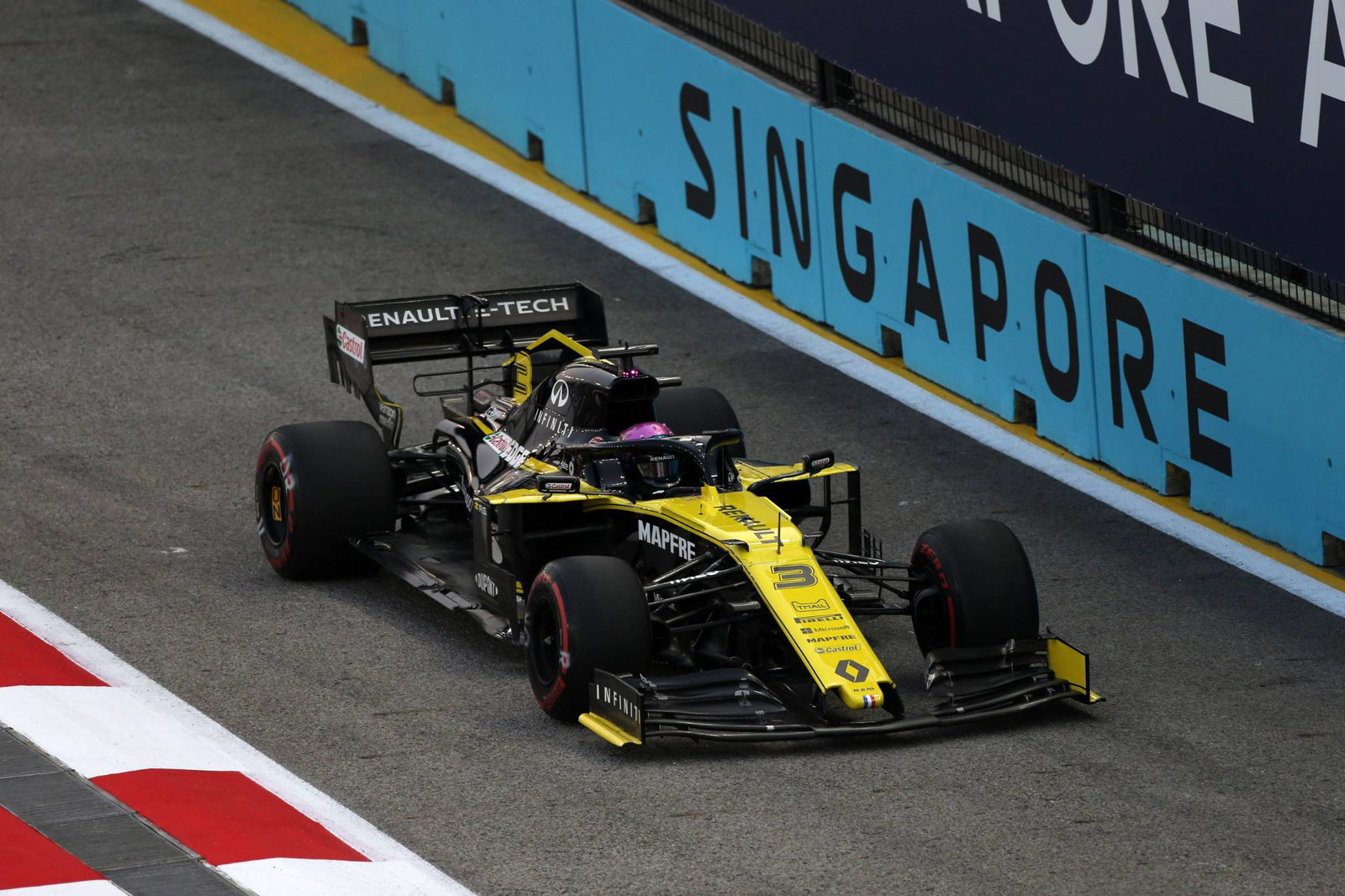 Wolff: Singapore pole proves Ferrari ‘a force to be reckoned with’
