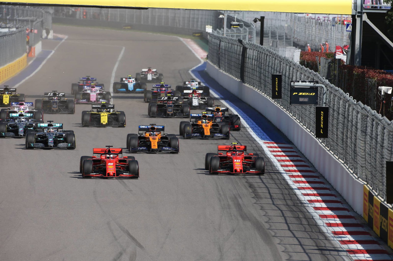 Williams names cause of Russell's Russian GP off, explains Kubica DNF