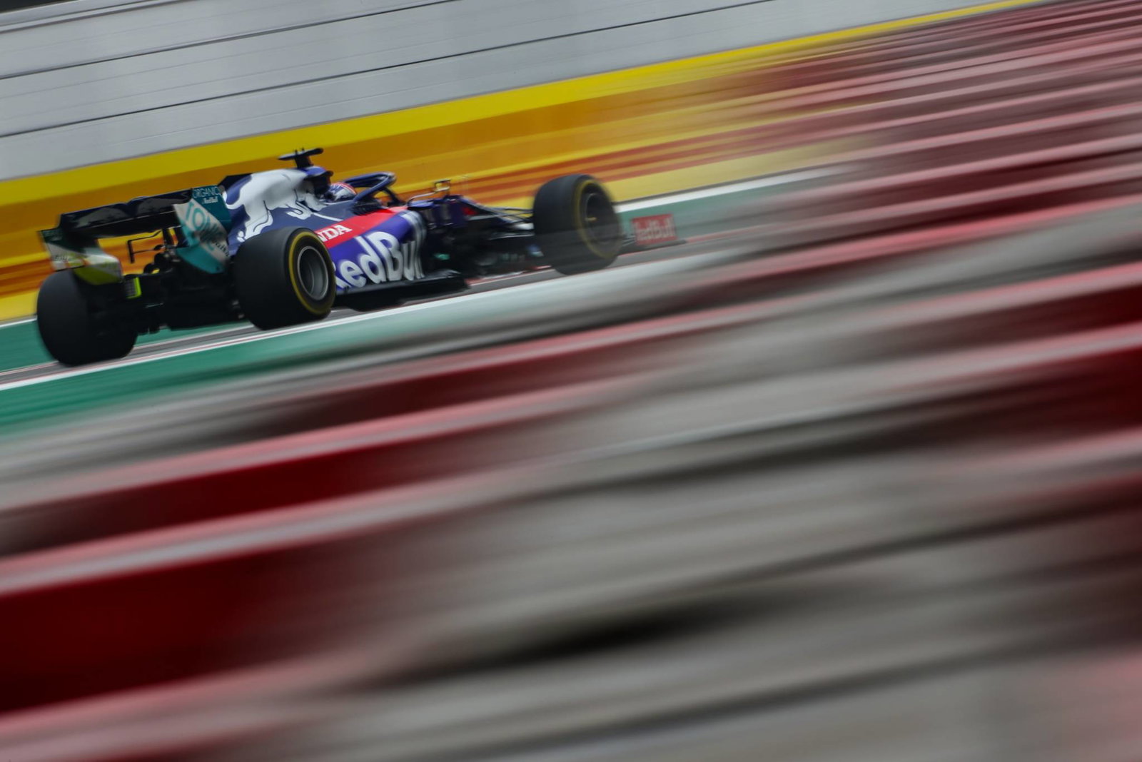 Vettel memimpin Verstappen, Hamilton tertinggal kedua di GP Meksiko FP2