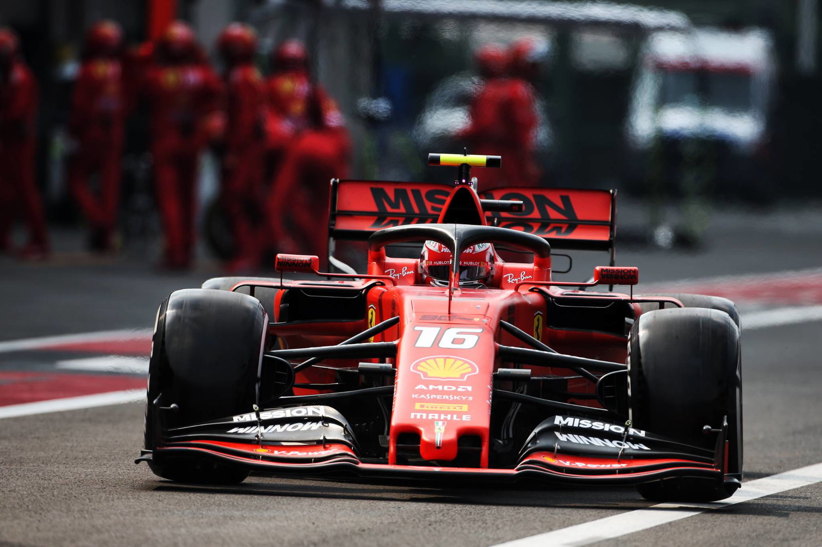 Lewis Hamilton changed driving style after floor damage in Mexico win
