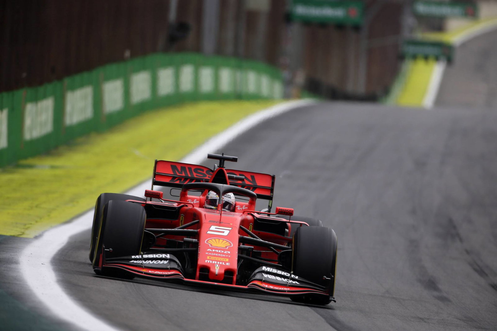 Shutdown mesin menyebabkan kecelakaan Daniil Kvyat di latihan Interlagos