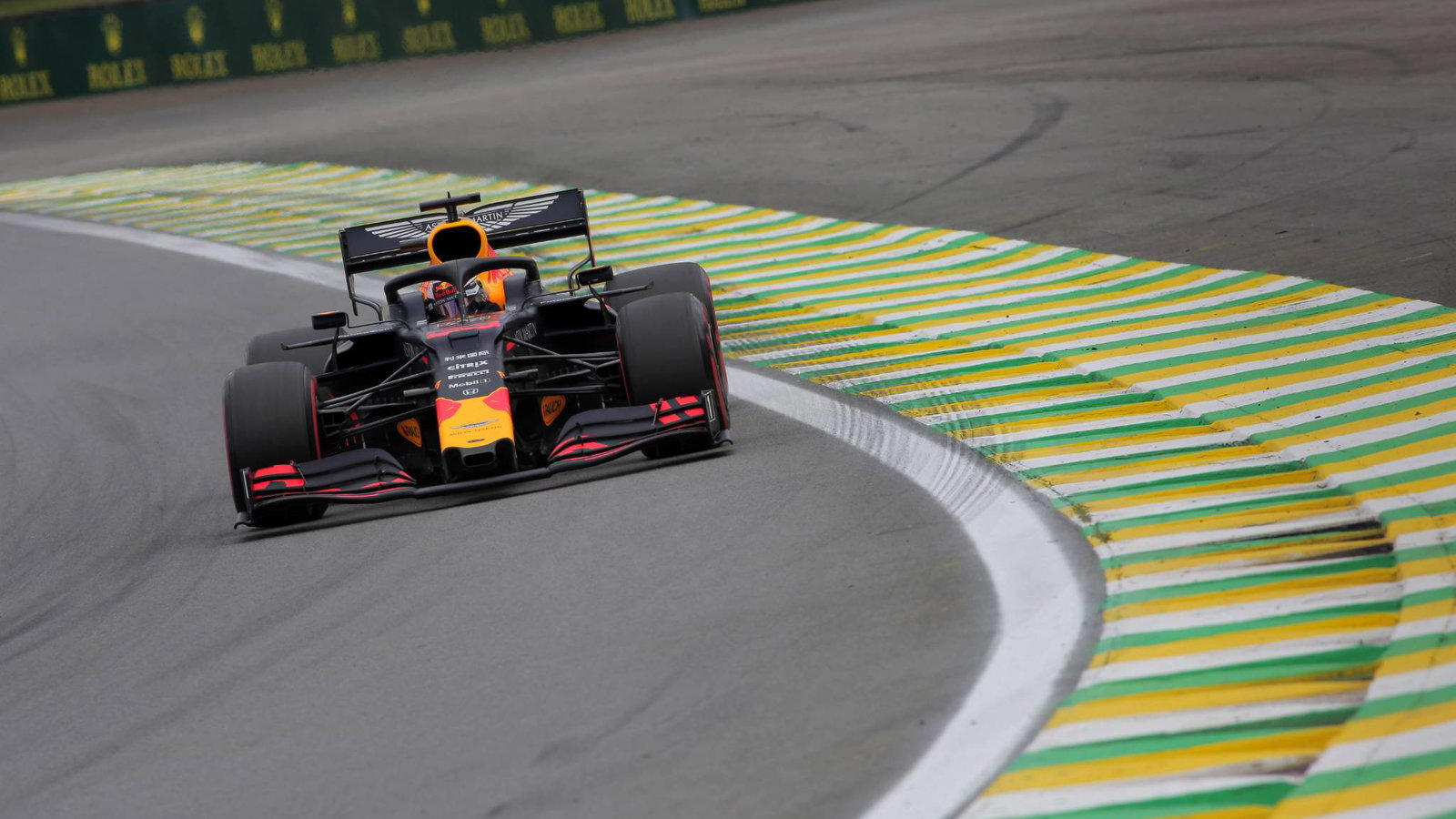 Verstappen memenangkan GP Brasil, Gasly P2 setelah finis dengan panik