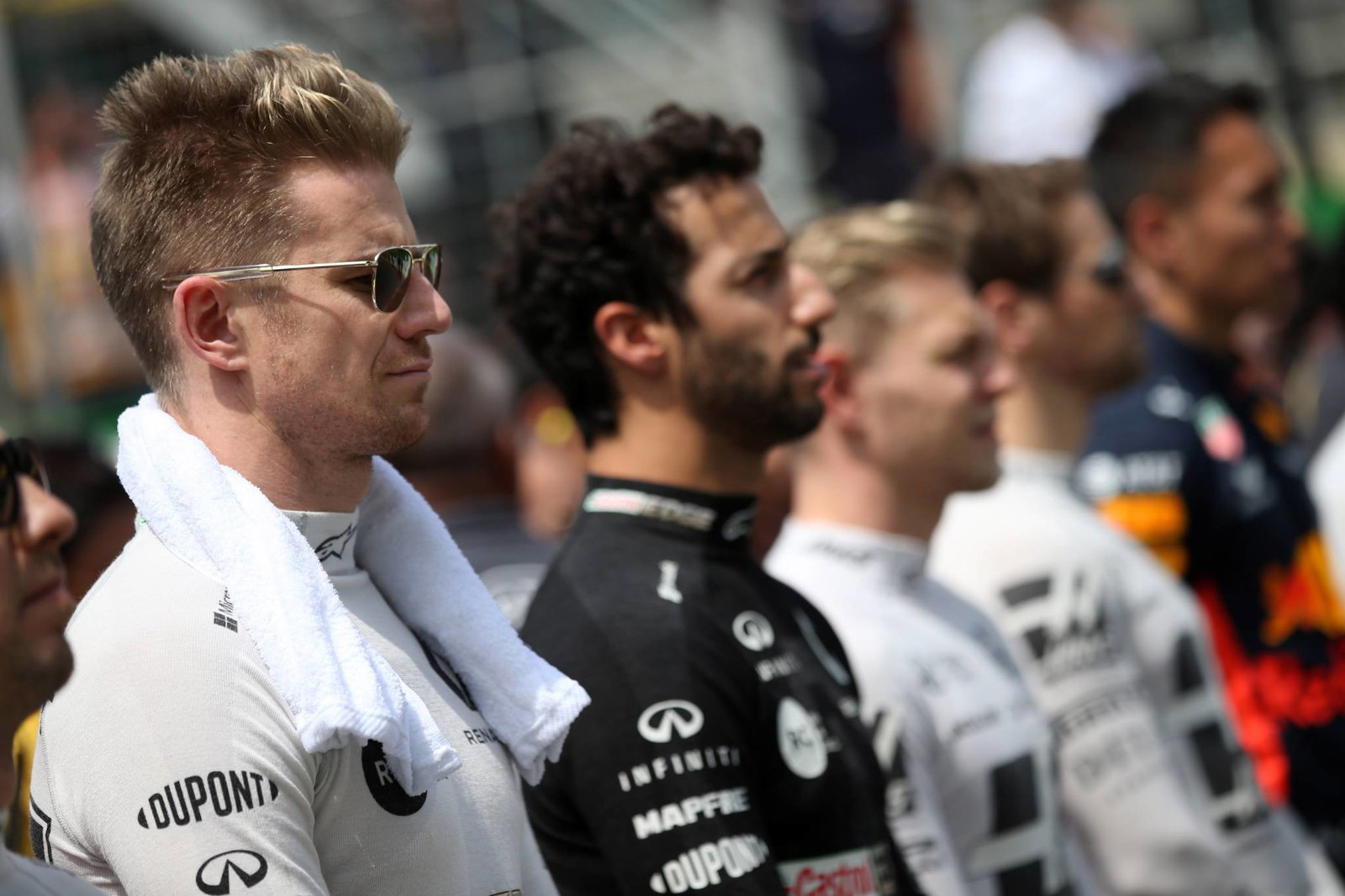 Hamilton menyambut tantangan baru dari anak-anak muda F1