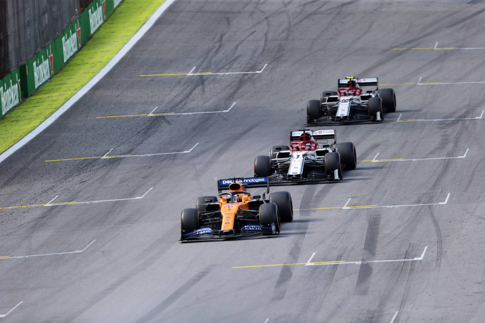 Max Verstappen mengatakan strategi Red Bull 