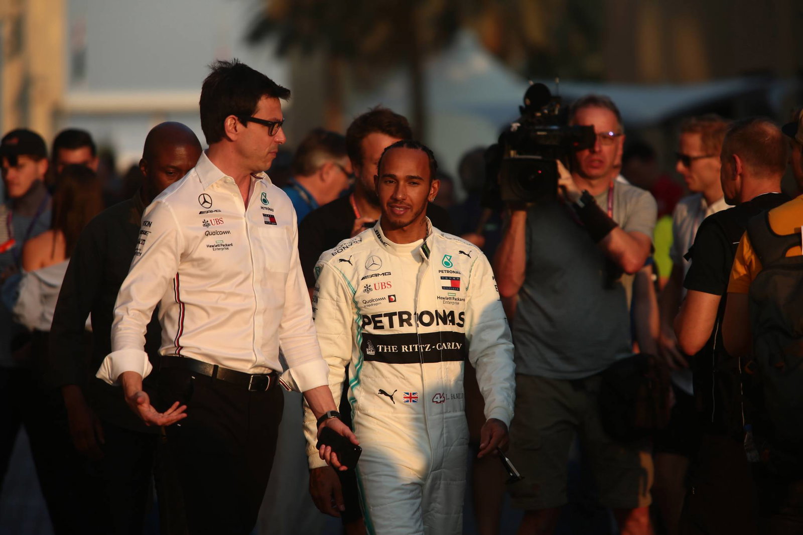 Rossi has Mercedes F1 seat fit ahead of Hamilton ride swap