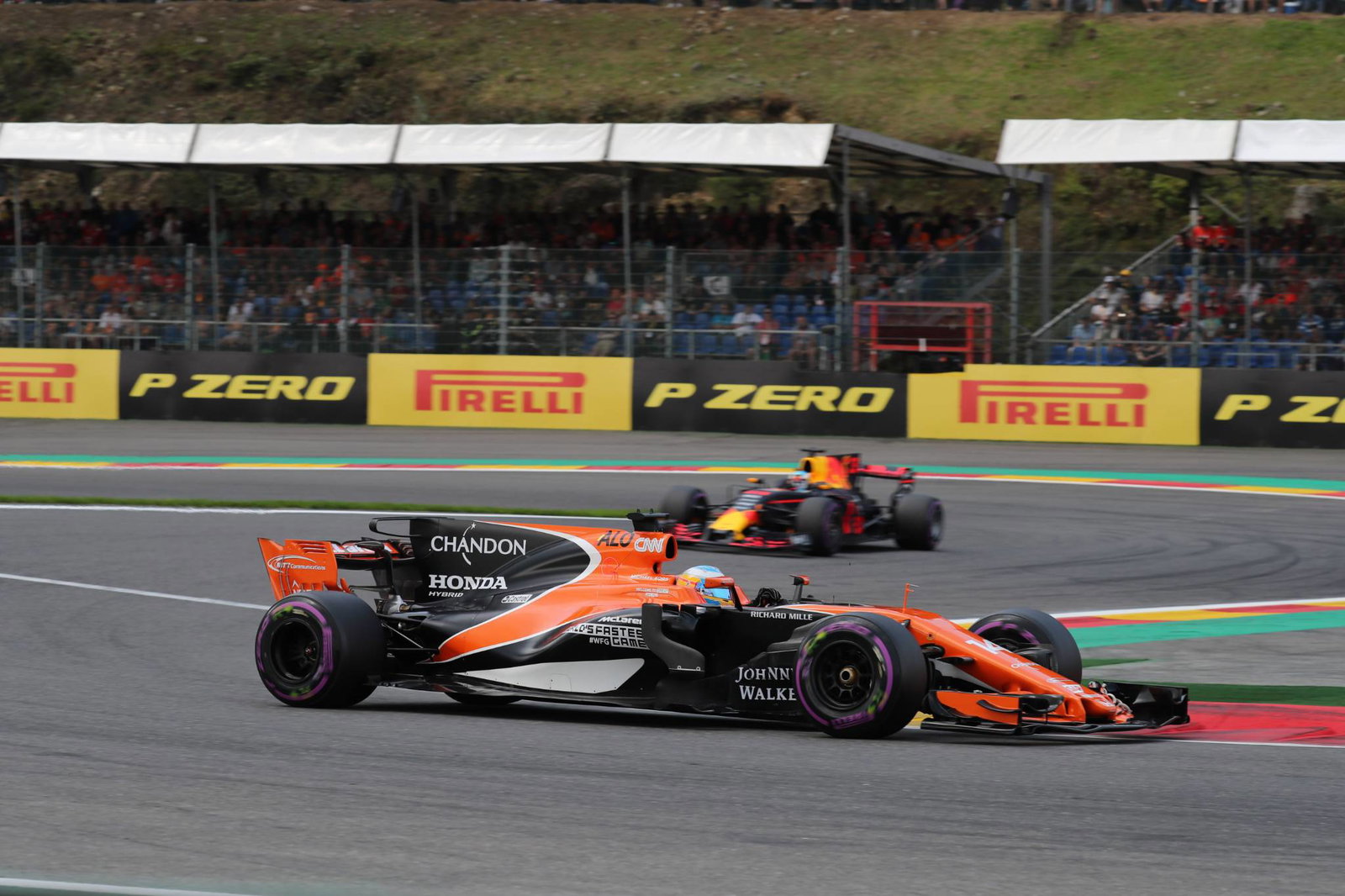 Alonso to 'stay loyal', make decision on F1 future after McLaren engine call