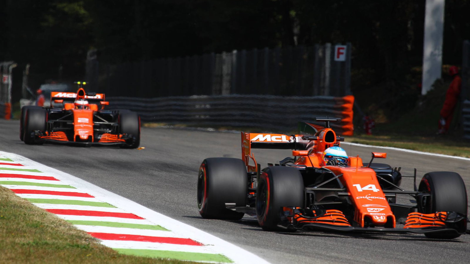 McLaren open to developing own F1 engine for 2021