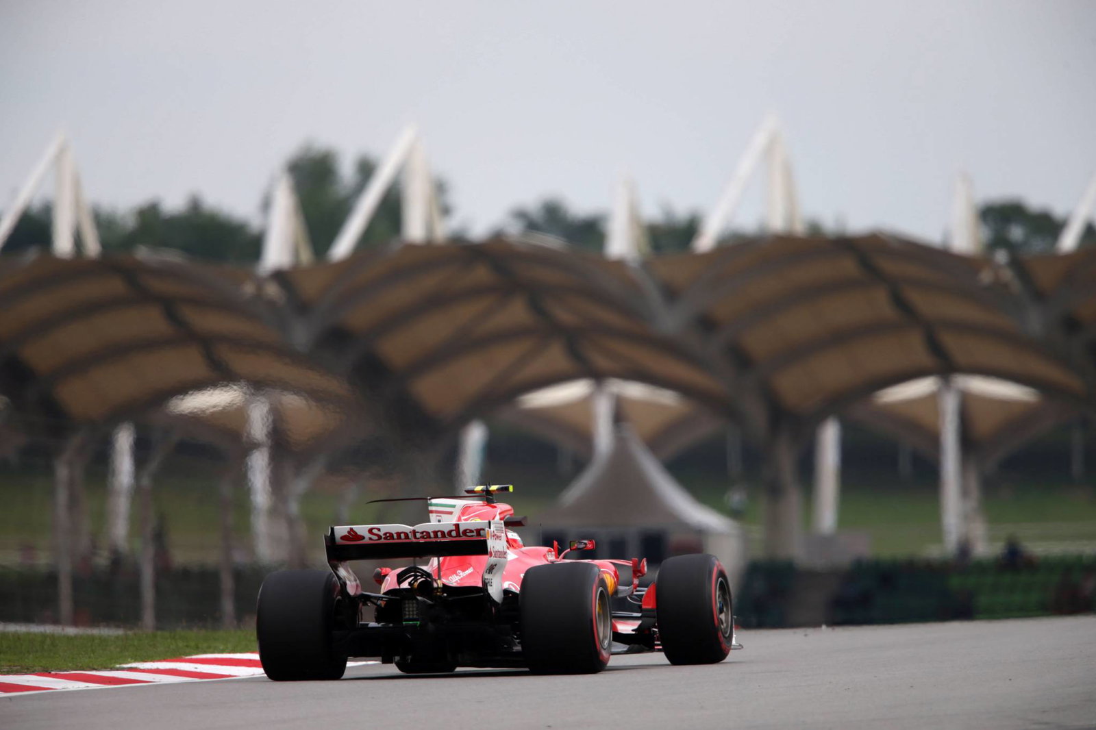 Raikkonen leads Ferrari 1-2 final Malaysia F1 practice