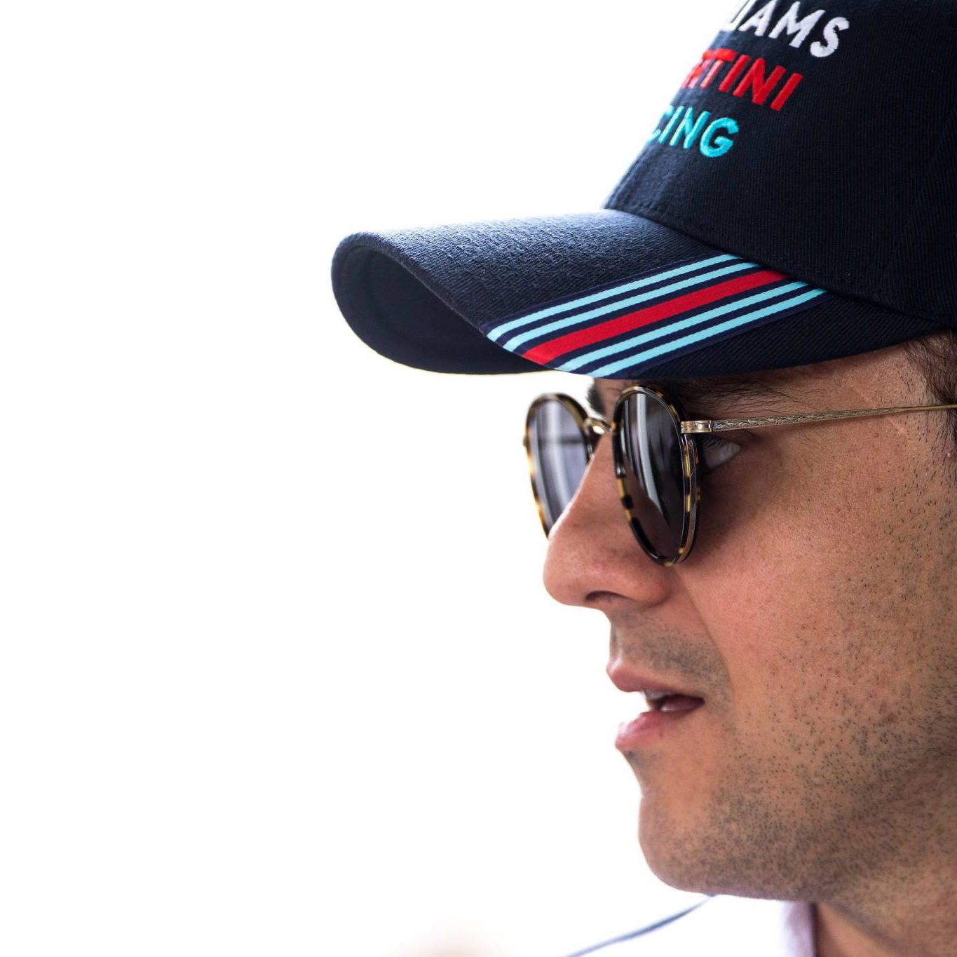 di Resta, Hamilton settle F1 row out of court