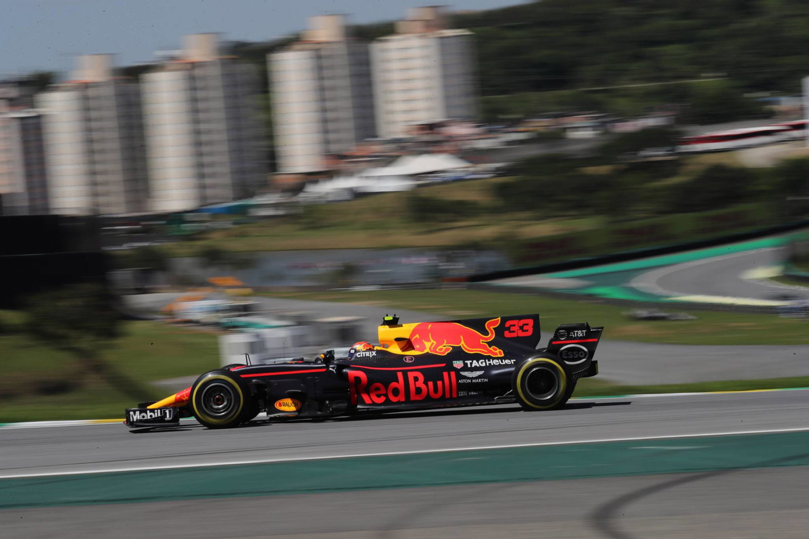 F1: Ricciardo happy with recovery in Brazil after first lap incident
