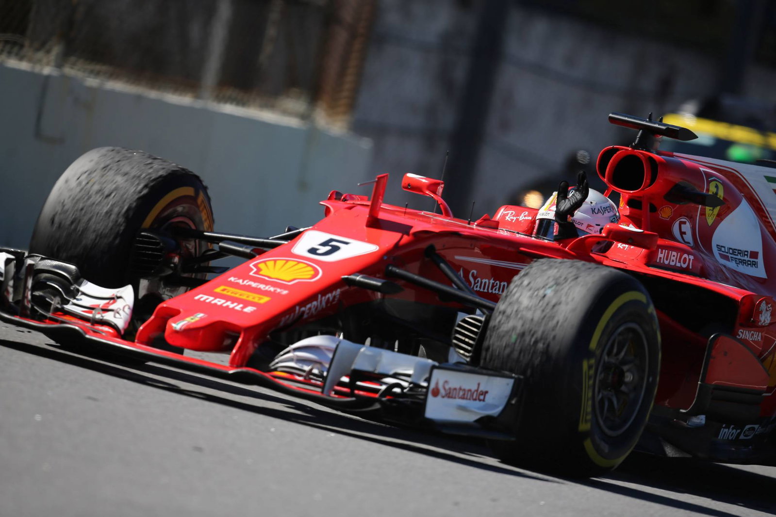 F1: Ericsson fears losing Sauber seat could end F1 career