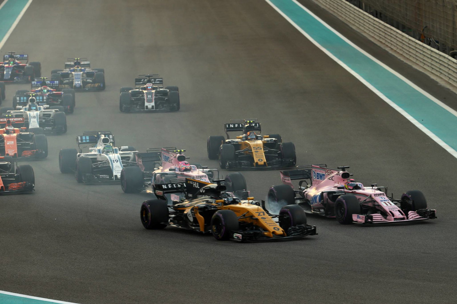 F1 Abu Dhabi GP: Hydraulics issue ends Ricciardo’s 2017 on low note